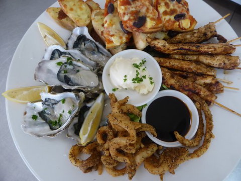 The Railway Tavern - Tourism Brisbane 0