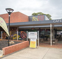 Avenues Cafe Bar - Brisbane Tourism