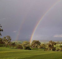 Tenafeate Creek Winery - Tourism Brisbane