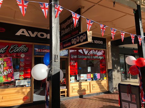 Avondale Cafe - Tourism Brisbane 0