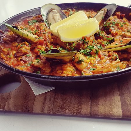 The Avenue Cafe & Restaurant - Tourism Brisbane 0