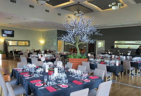 Sylvia's Restaurant & Wine Bar - Brisbane 4u 11