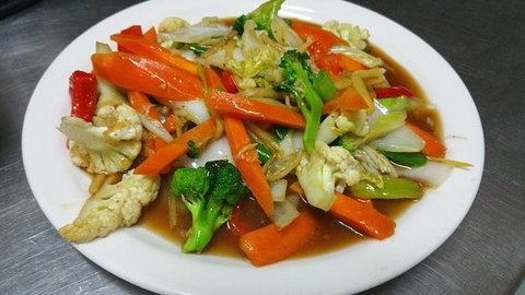 Noks Thai - Tourism Brisbane 0