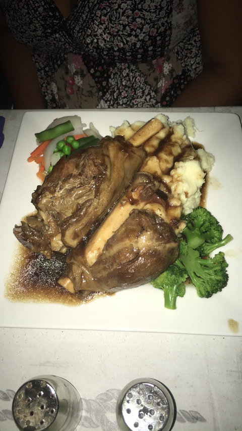 Tin Can Bay Yacht Club Inc - Tourism Brisbane 5