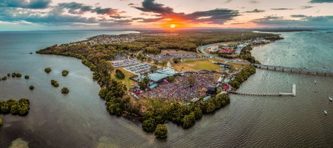 Sandstone Point Hotel - Brisbane Tourism 0