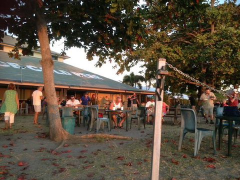 Sunset Tavern - Tourism Brisbane 0