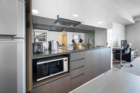Empire Apartment Hotel - Tourism Brisbane 3