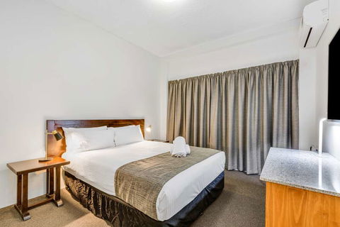 Rockhampton Riverside Central Hotel - Tourism Brisbane 3