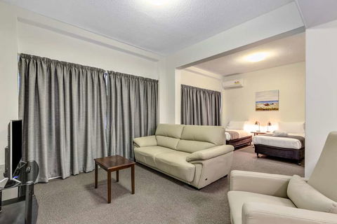 Rockhampton Riverside Central Hotel - Tourism Brisbane 7