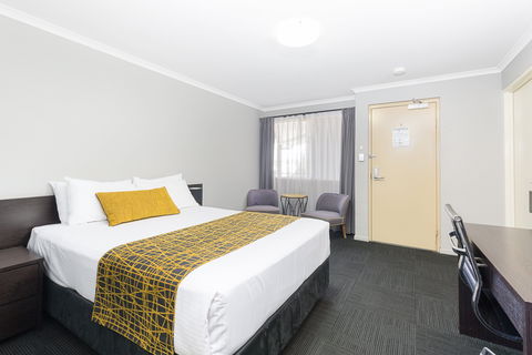 The Stirling Hotel Rockhampton - Brisbane 4u 17