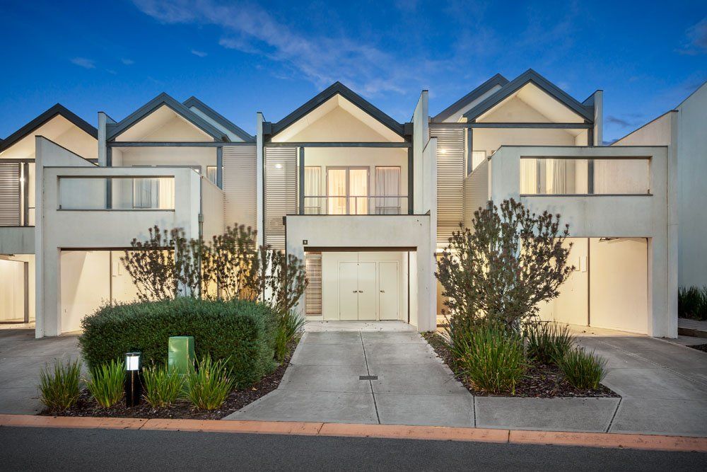 Quandong VIC Brisbane 4u