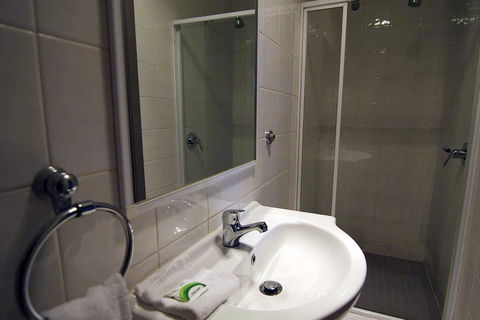 Guiding Star Hotel - Brisbane 4u 5