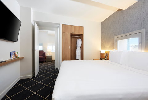 Holiday Inn Darling Harbour - Tourism Brisbane 8