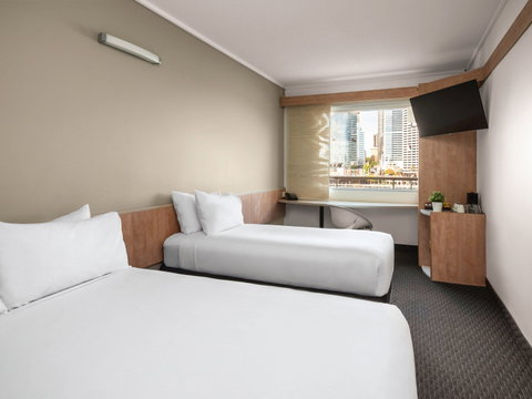 Ibis Sydney Darling Harbour - Tourism Brisbane 3