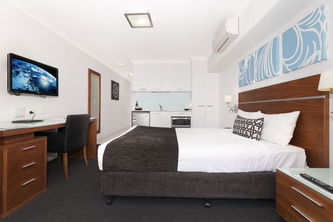 Chino Hotel - Tourism Brisbane 2