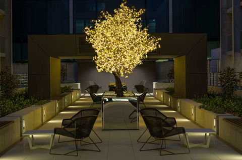 Avenue Hotel Canberra - Brisbane Tourism 6