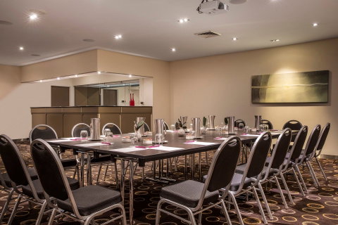Crowne Plaza Canberra - Tourism Brisbane 10