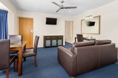Quality Hotel Robertson Gardens - Tourism Brisbane 13