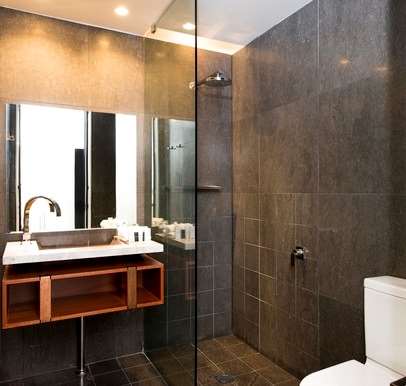 Peppers Gallery Hotel, Canberra - Brisbane Tourism 5