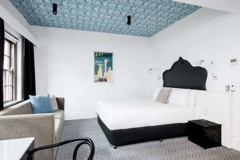 Peppers Gallery Hotel, Canberra - Brisbane Tourism 11