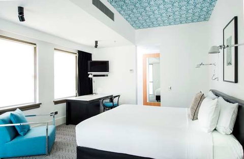 Peppers Gallery Hotel, Canberra - Brisbane Tourism 13