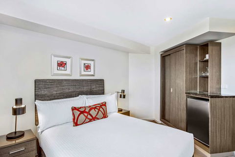 Adina Serviced Apts Canberra Dickson - Tourism Brisbane 10