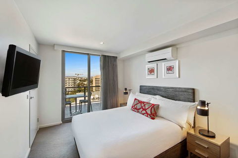 Adina Serviced Apts Canberra Dickson - Tourism Brisbane 11