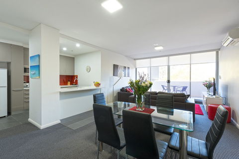 Astra Apartments North Sydney - Brisbane 4u 7