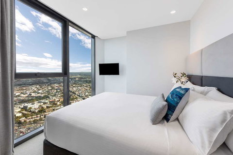 Imagine Lighthouse - Brisbane Tourism 4