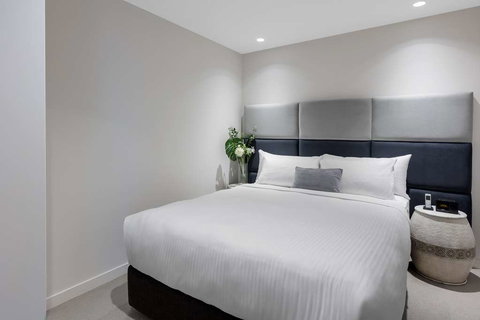 Imagine Lighthouse - Brisbane Tourism 7