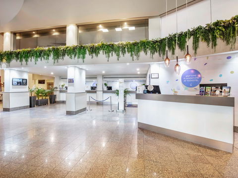 Novotel Surfers Paradise - Tourism Brisbane 12