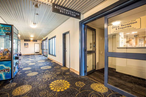 Atherton Hotel - Brisbane 4u 1