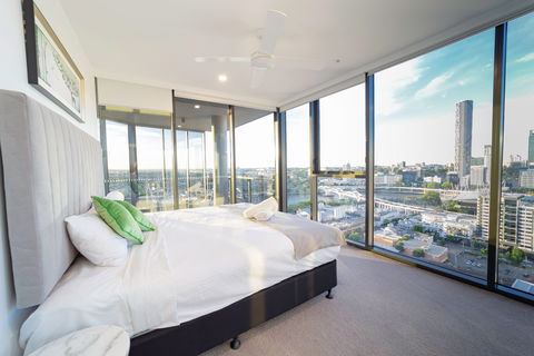 Arise Brisbane One - Brisbane 4u 5