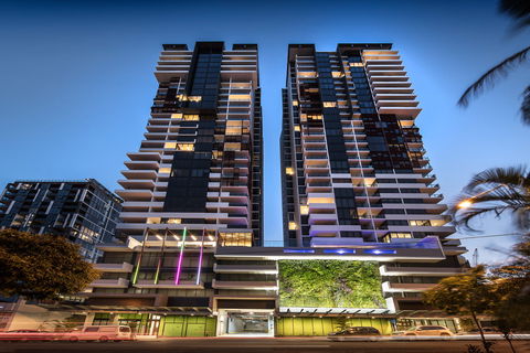 Arise Ivy And Eve - Tourism Brisbane 0