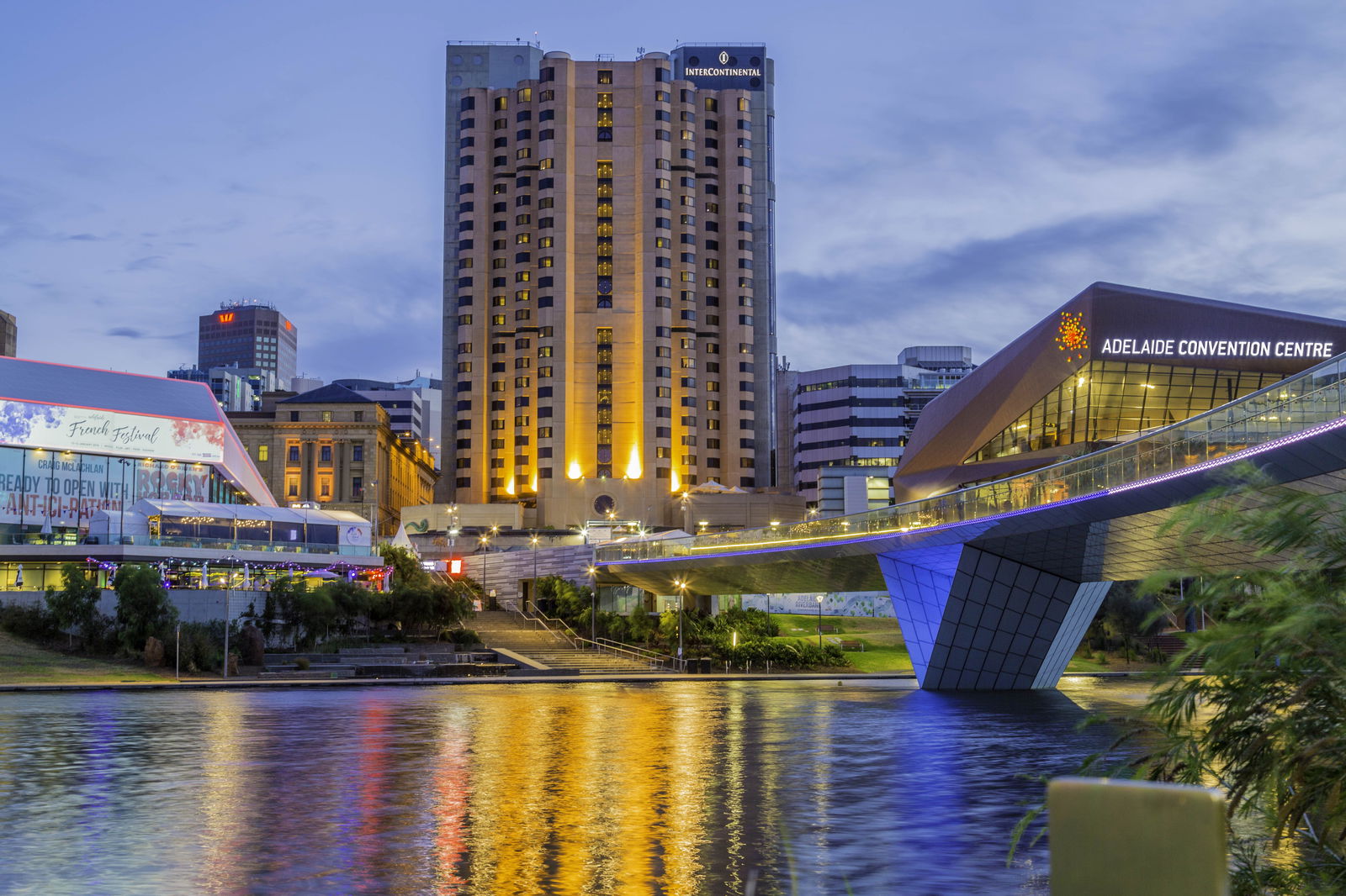 Adelaide University SA Brisbane 4u