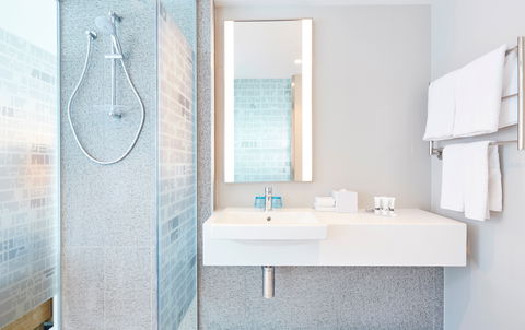 Holiday Inn Express Adelaide City Centre - Tourism Brisbane 8