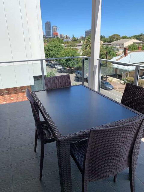 Adelaide Dress Circle Apartments - Tourism Brisbane 8