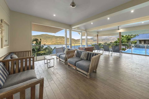 Club Wyndham Airlie Beach - Tourism Brisbane 4