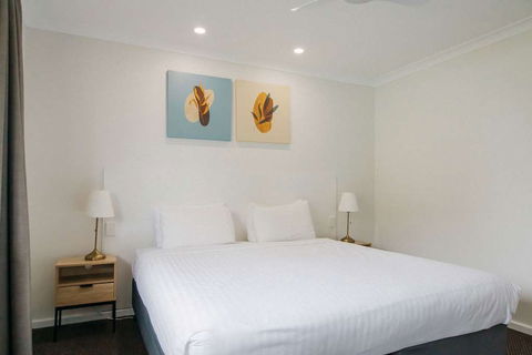 Quality Suites Banksia Gardens - Tourism Brisbane 4