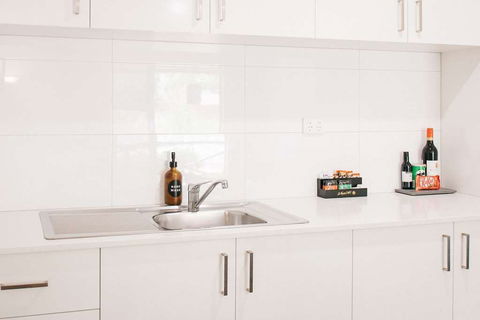 Quality Suites Banksia Gardens - Tourism Brisbane 6