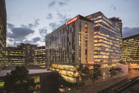 Travelodge Melbourne Docklands - Tourism Brisbane 0
