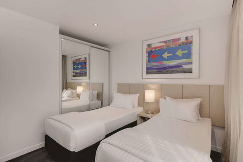 Travelodge Melbourne Docklands - Tourism Brisbane 5