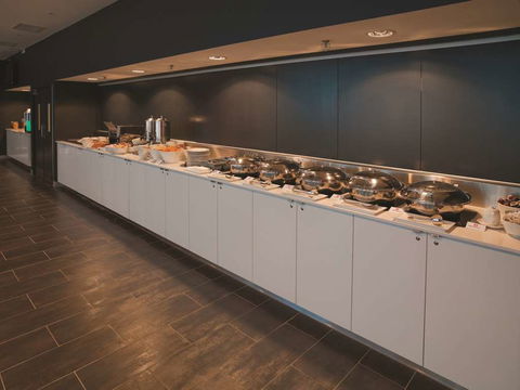 Travelodge Melbourne Docklands - Tourism Brisbane 16
