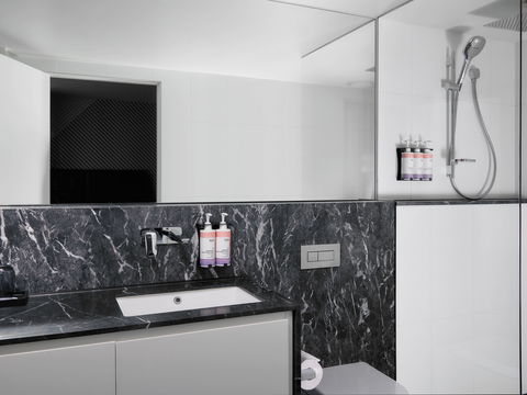 Moevenpick Hotel Melbourne On Spencer - Tourism Brisbane 5