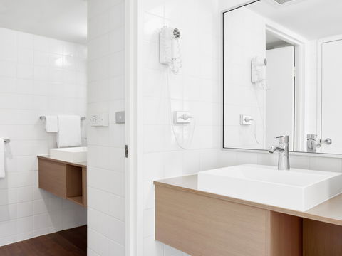 Ibis Hotel - Tourism Brisbane 7