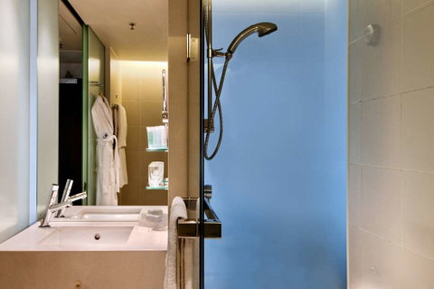 Hilton Sydney - Brisbane Tourism 7