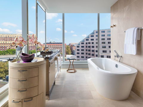 Sofitel Sydney Darling Harbour - Brisbane Tourism 3