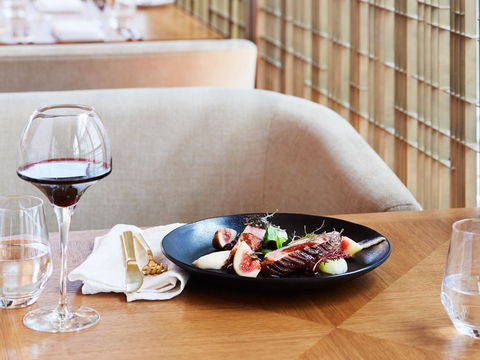 Sofitel Sydney Darling Harbour - Brisbane Tourism 11