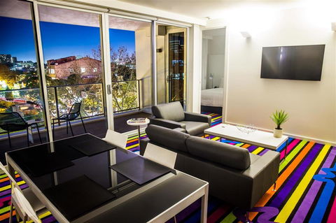 Adge Apartment Hotel - Brisbane 4u 5