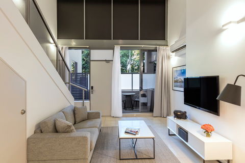 Meriton Suites Waterloo - Tourism Brisbane 2
